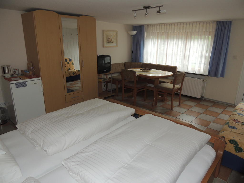 Gaestehaus Und Ferienwohnung Baechle Bad Peterstal-Griesbach Kamer foto